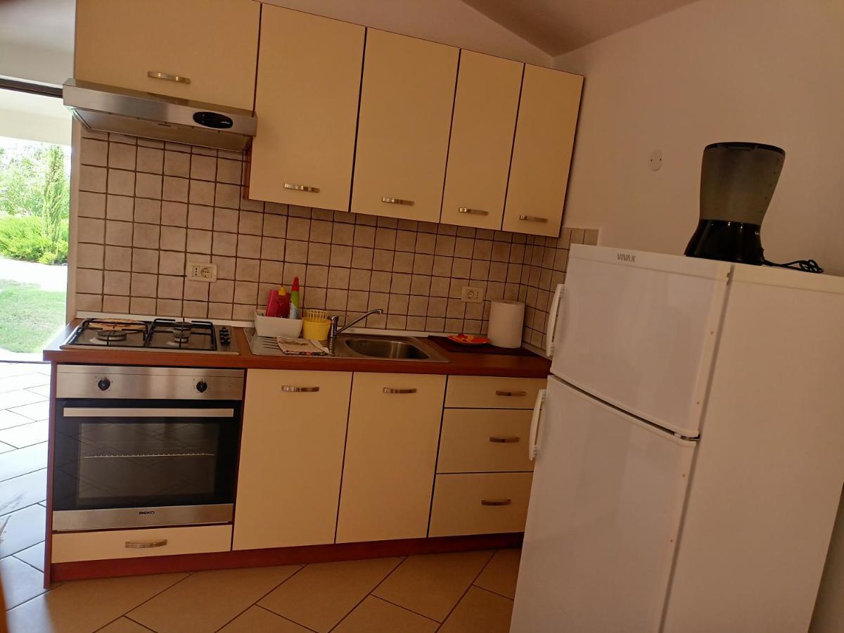 Apartment Studio Ta-Ti Umag Buitenkant foto